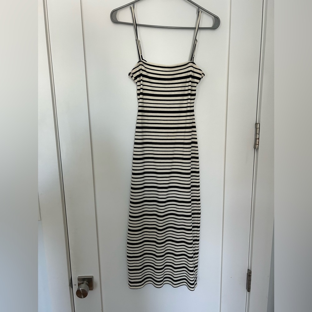 Billabong dress. Size small